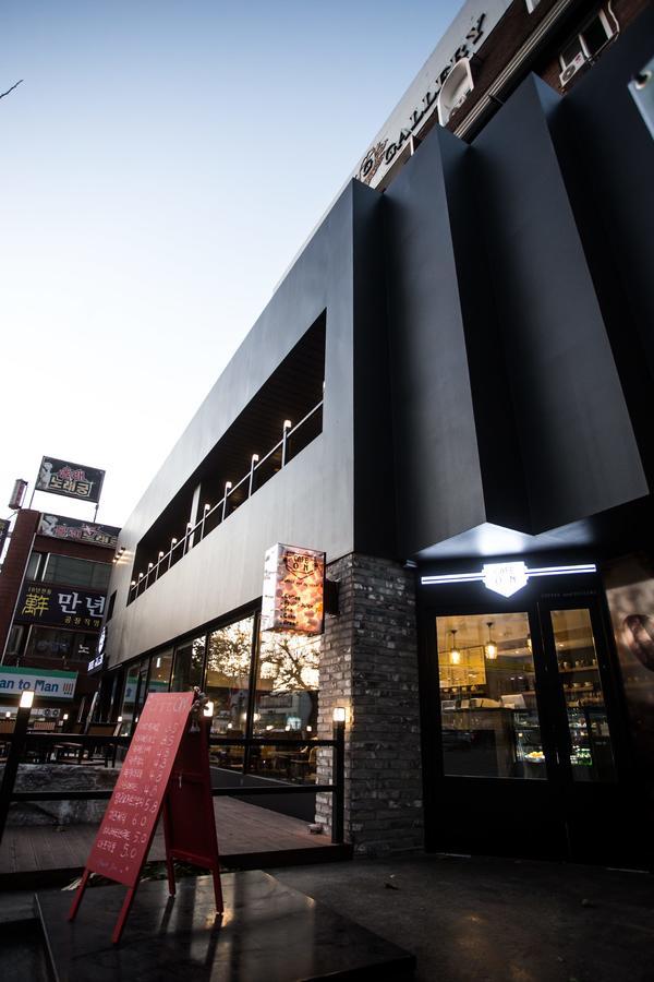 Gallery Tourist Hotel Cheongju Exterior photo